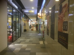 Junction Nine (D27), Retail #372945091